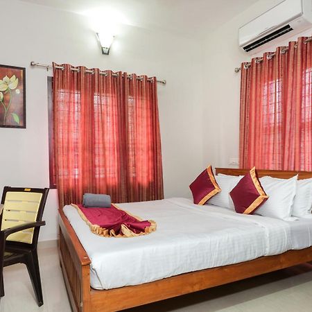 Swapna Home Suites Nedumbassery Kültér fotó