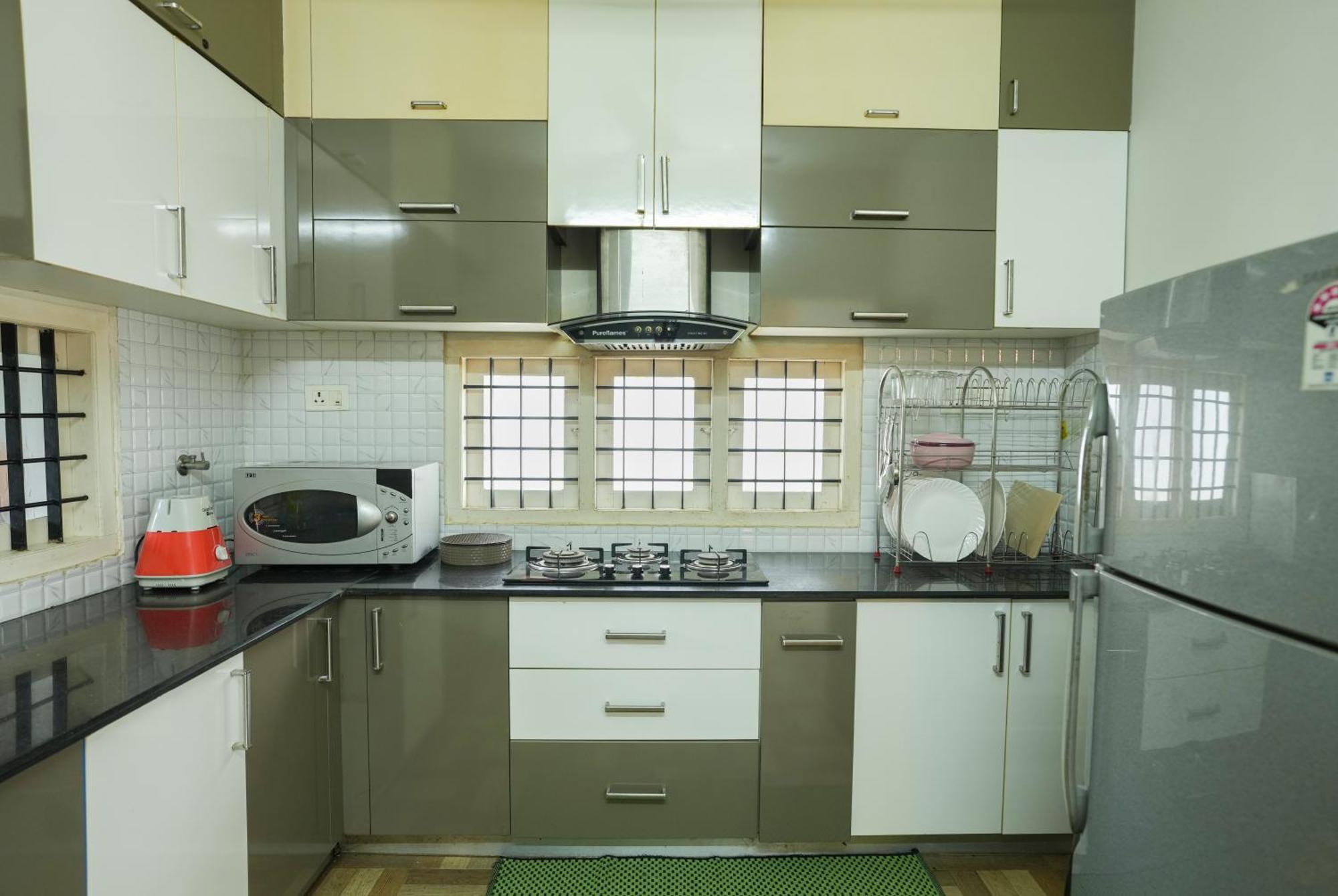 Swapna Home Suites Nedumbassery Kültér fotó