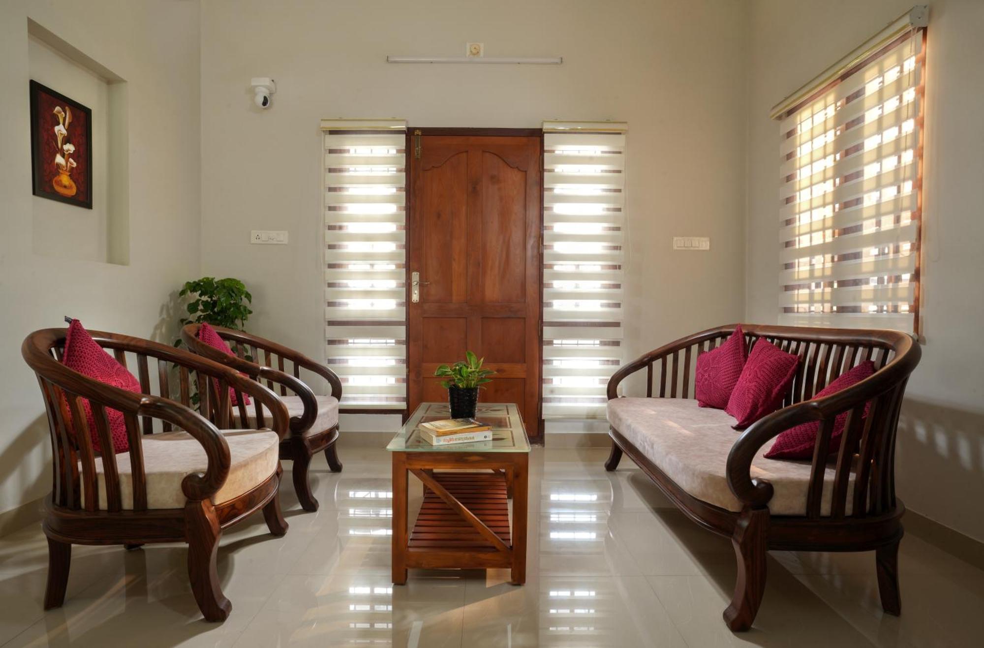 Swapna Home Suites Nedumbassery Kültér fotó