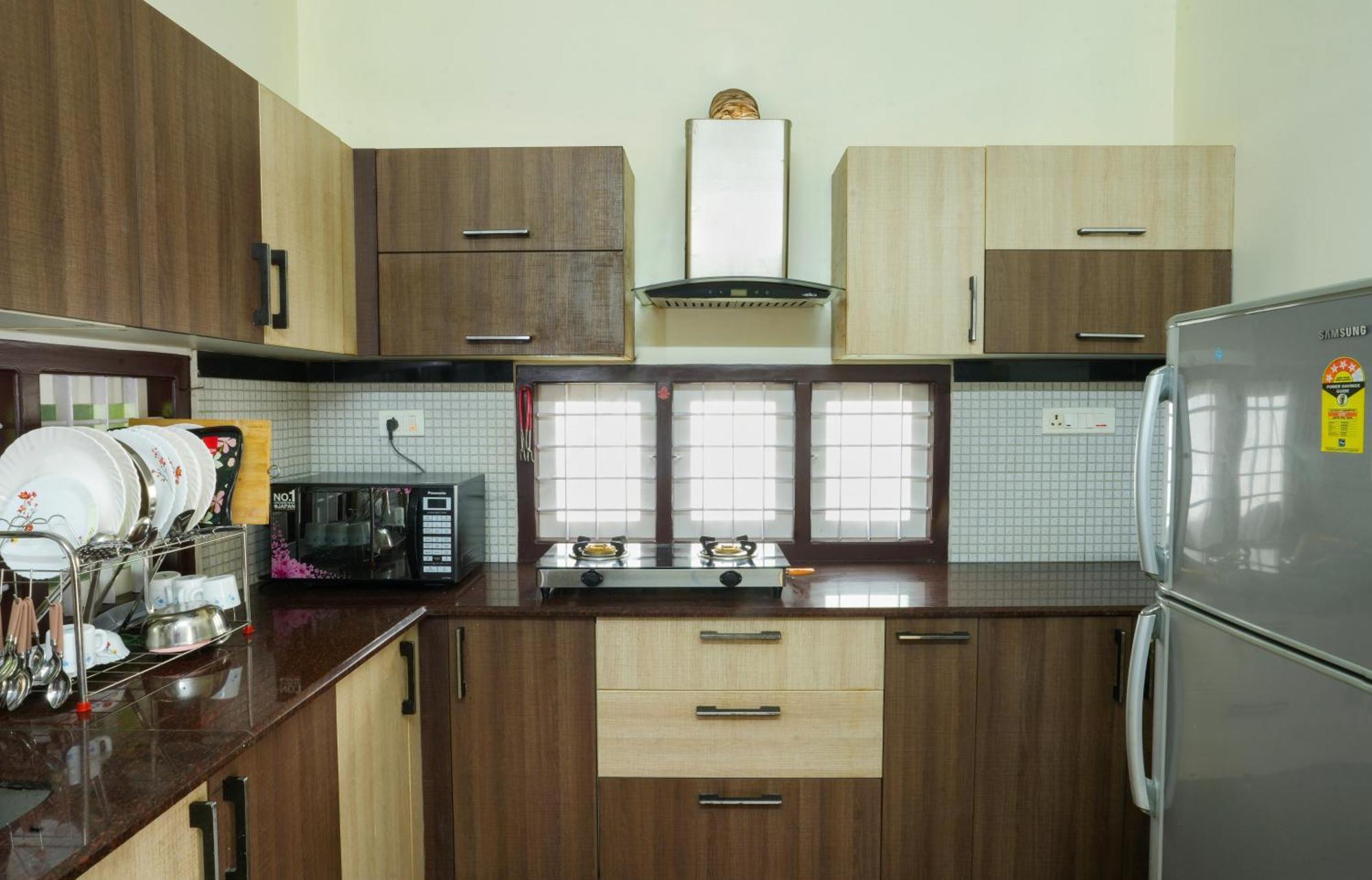 Swapna Home Suites Nedumbassery Kültér fotó