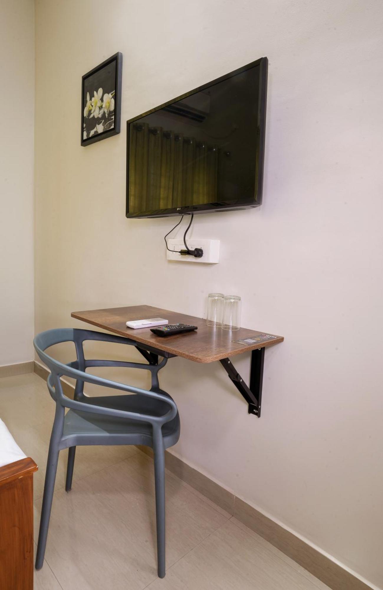 Swapna Home Suites Nedumbassery Kültér fotó