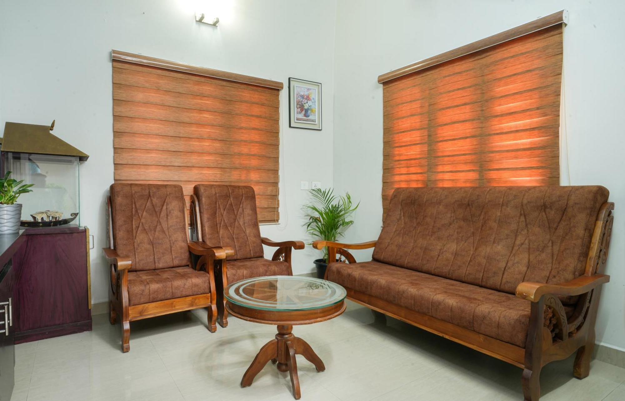 Swapna Home Suites Nedumbassery Kültér fotó